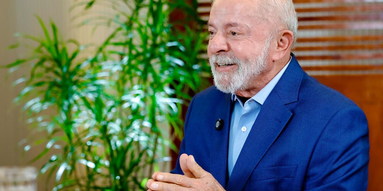 Lula critica pretexto dos EUA para guerra com Irã e fala sobre alta do diesel