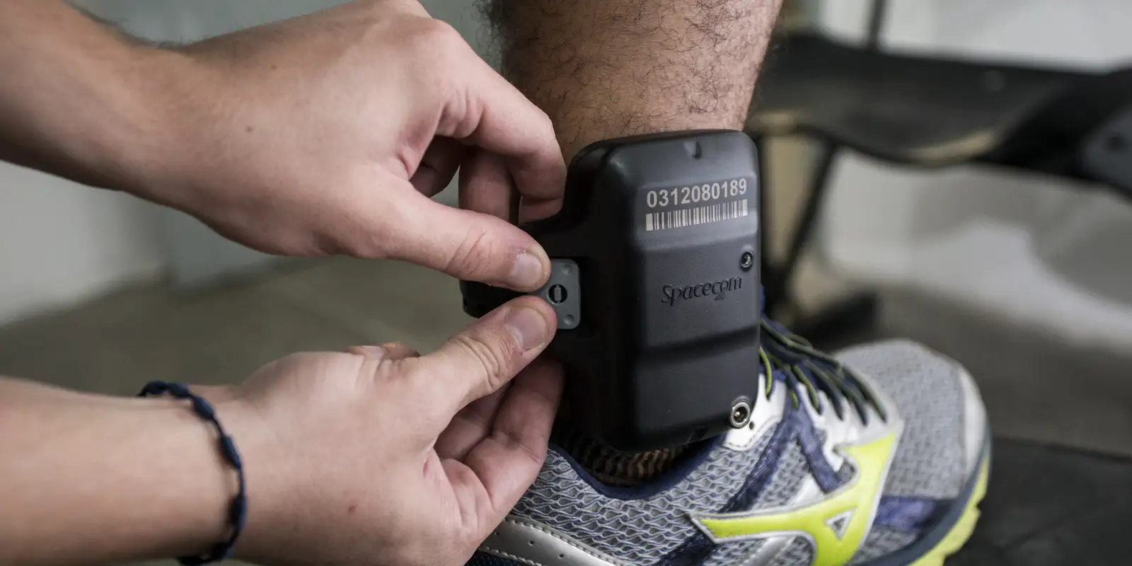 PM informa troca de carregador da tornozeleira de Bolsonaro