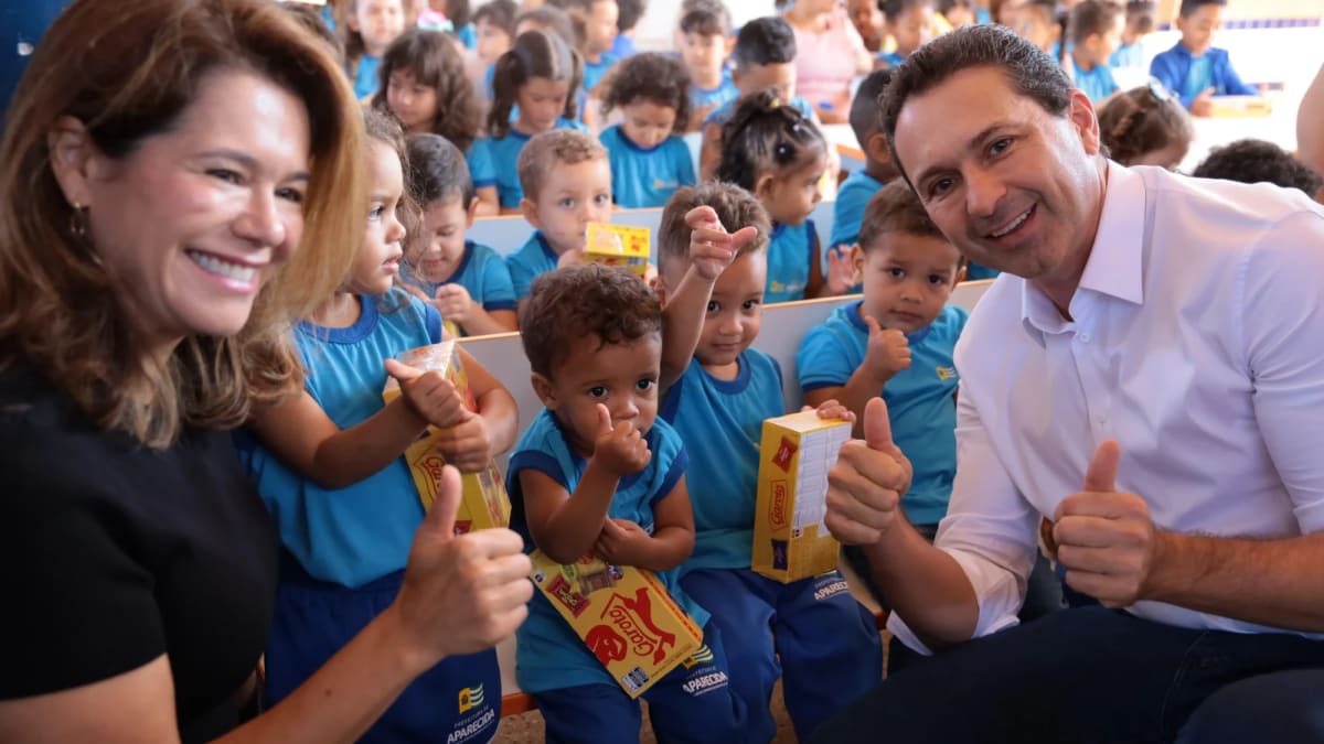 Aparecida de Goiânia distribui mais de 46 mil caixas de chocolate para alunos da rede municipal