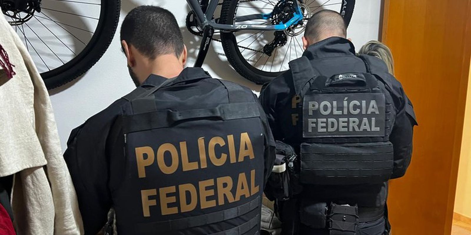 Polícia Federal combate venda ilegal de remédios contra câncer