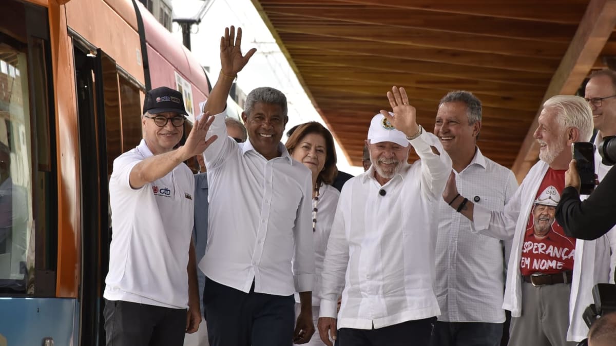 Rui Costa se declara a Jerônimo Rodrigues e Jaques Wagner em última agenda como ministro da Casa Civil