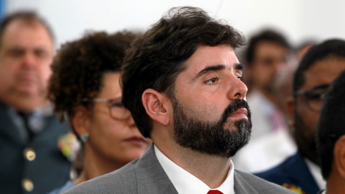 Secretário Adolpho Loyola critica oposição e destaca legado do PT na Bahia