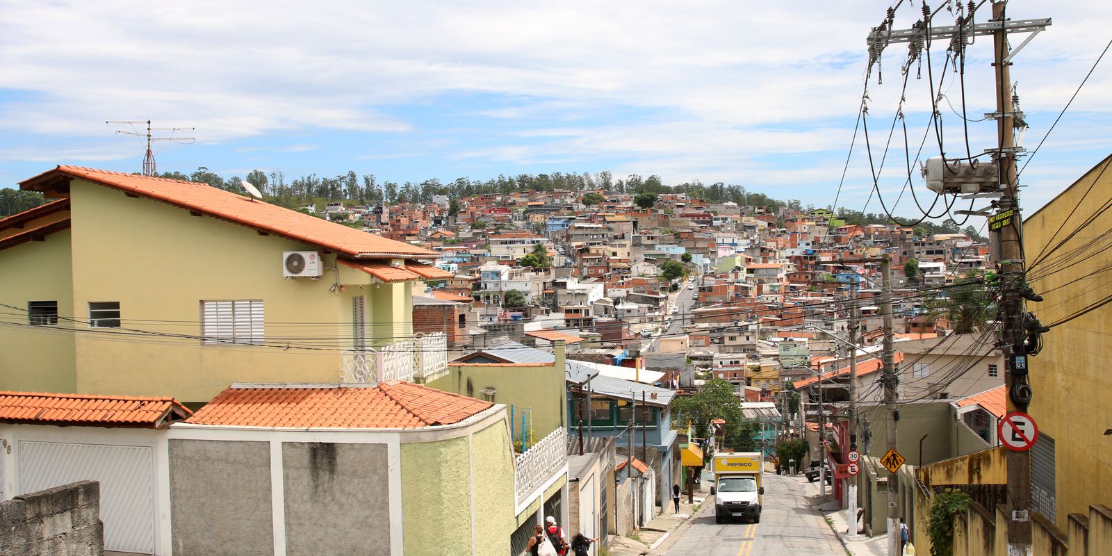 Moradores de Perus são excluídos de audiência sobre incinerador de lixo