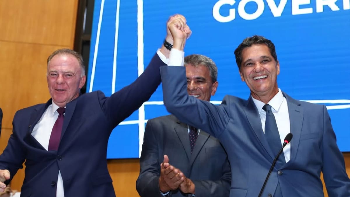 Ricardo Ferraço assume governo do Espírito Santo em cerimônia na Assembleia Legislativa
