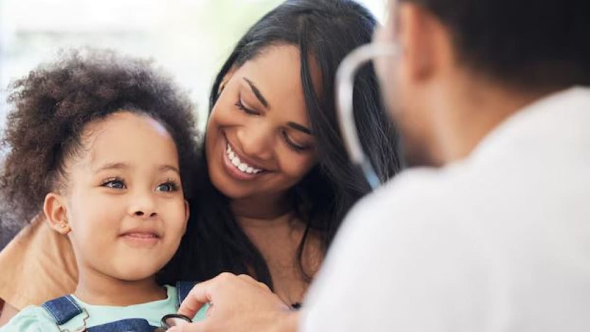 Câmara do Rio aprova direito a acompanhante para crianças atípicas durante internação