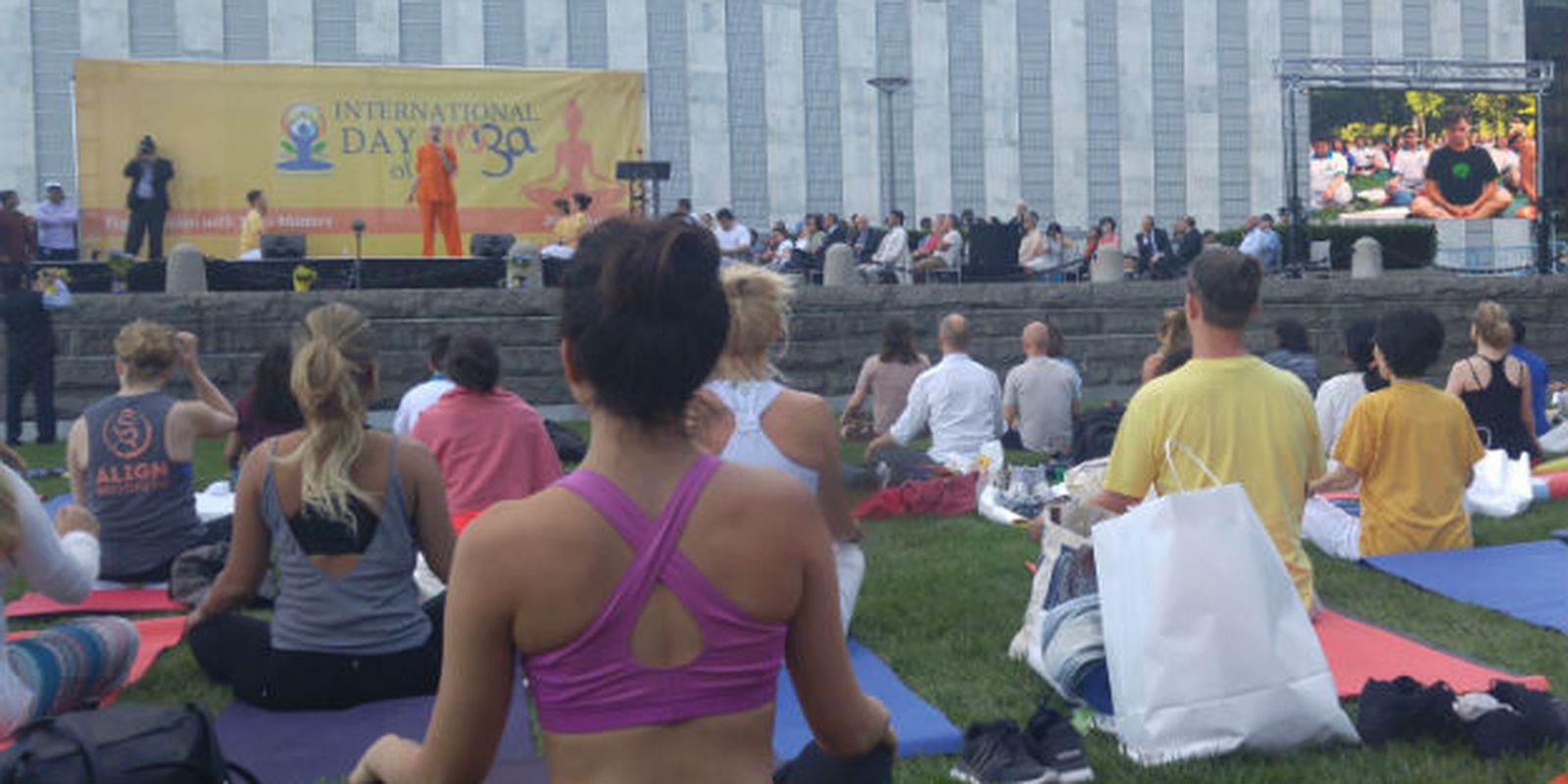 Reflexão sobre o silêncio e a passagem na Sexta-feira Santa