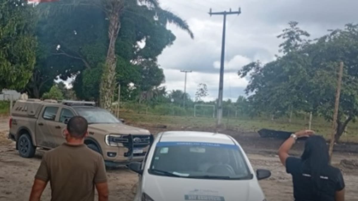 Homem é preso em Santa Cruz Cabrália por estuprar e engravidar filha de 13 anos