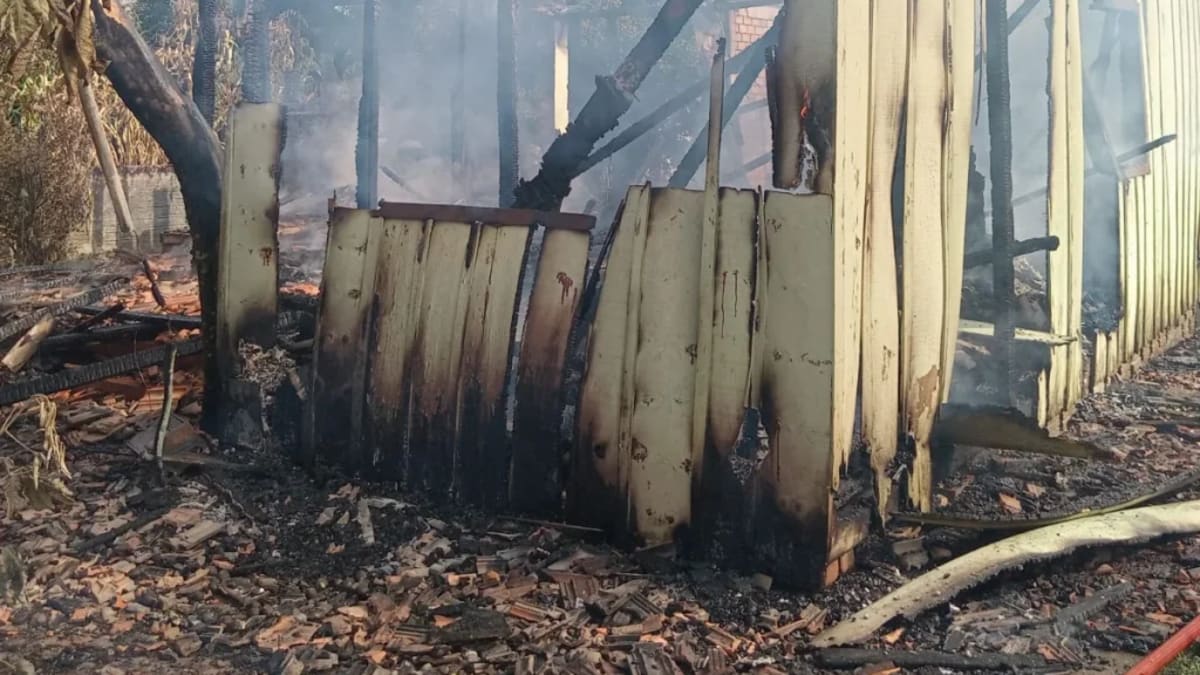 Idosa de 78 anos morre em incêndio em residência em Mafra