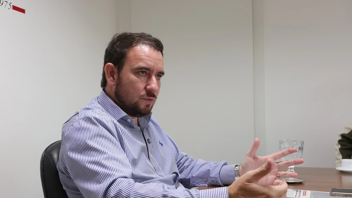 Janela partidária encerra com mudanças em chapas e filiações em Goiás