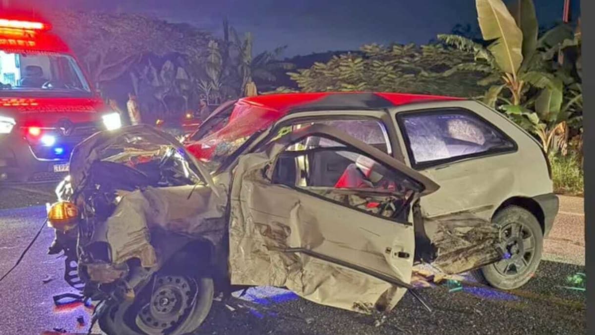 Acidente com três veículos mobiliza bombeiros em Massaranduba