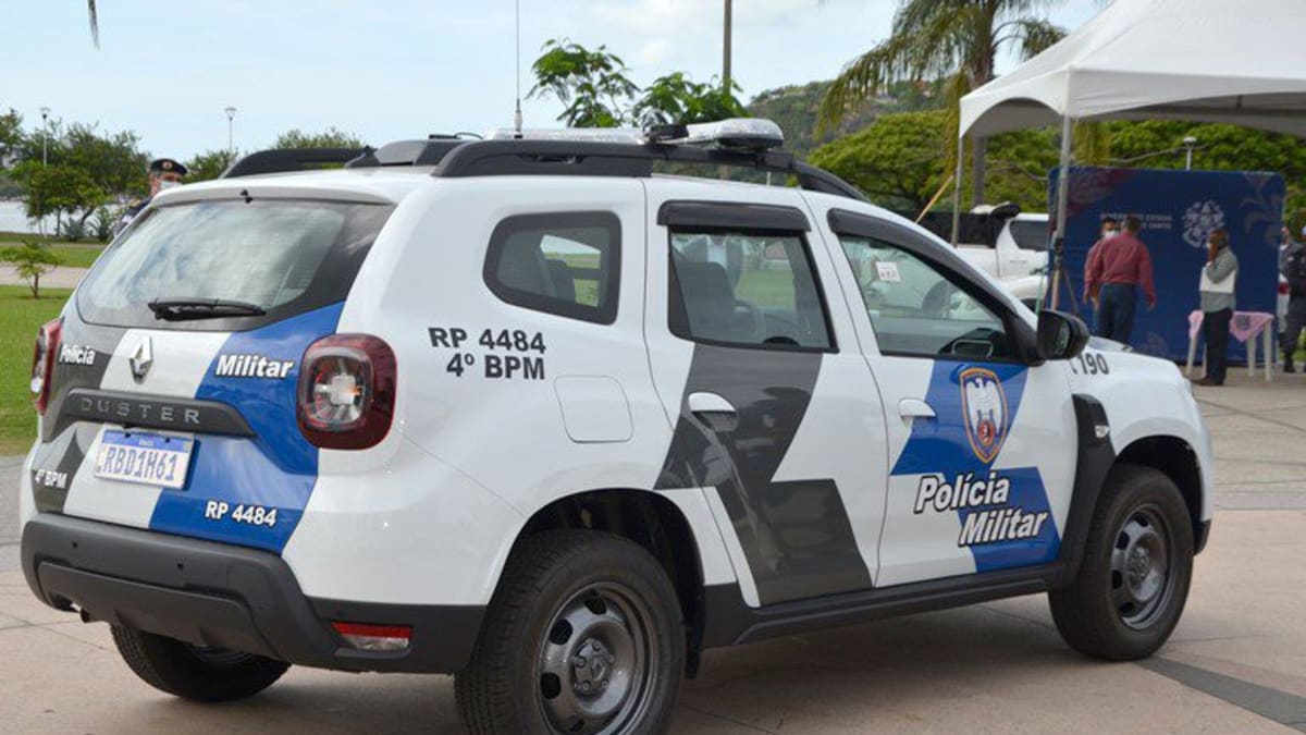 Suspeito de homicídio foge após confusão com policiais em Aracruz