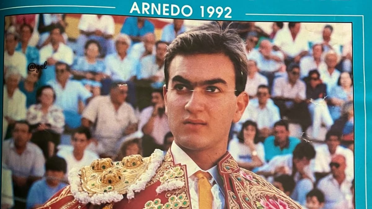 Ex-toureiro morre após ataque de touro em arena na Espanha