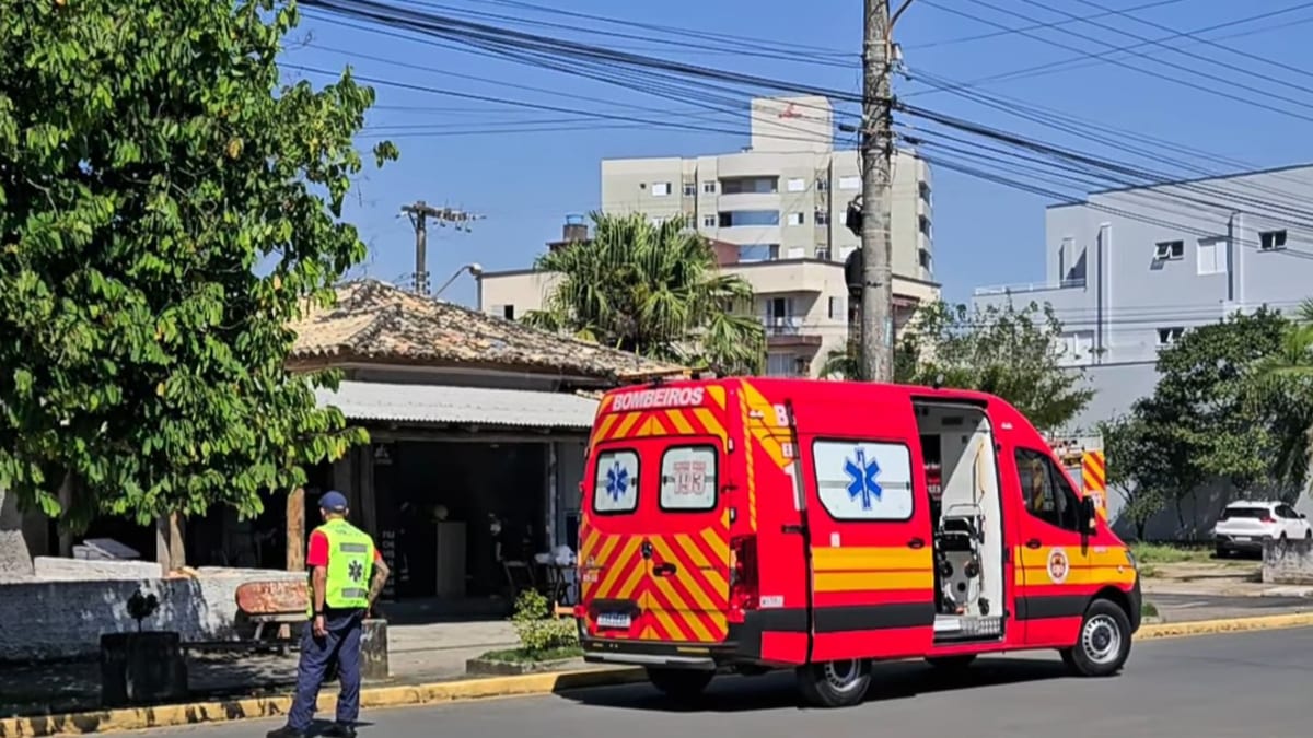 Princípio de incêndio atinge comércio no Centro de Morro da Fumaça