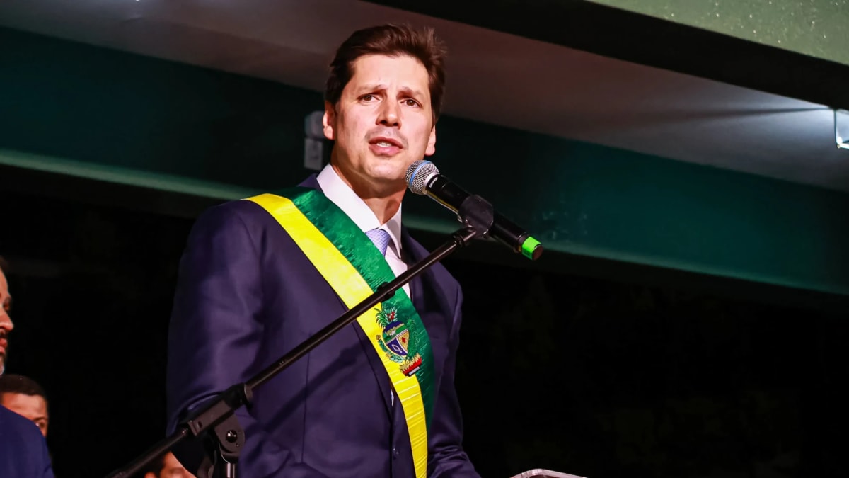 Daniel Vilela assume governo de Goiás com compromisso de manter segurança pública