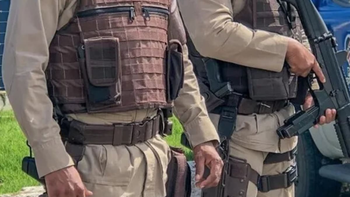 Adolescente é apreendido com drogas e mais de R$ 3 mil em Lauro de Freitas