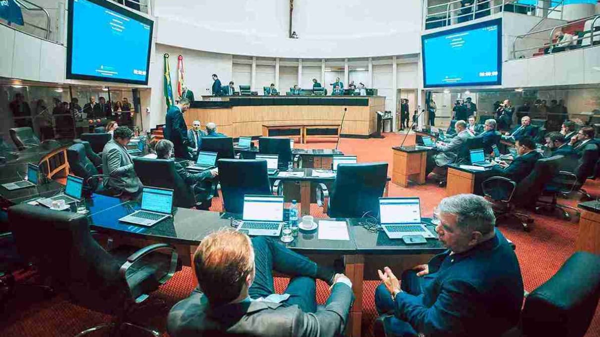 Janela partidária altera composição das bancadas estadual e federal em Santa Catarina