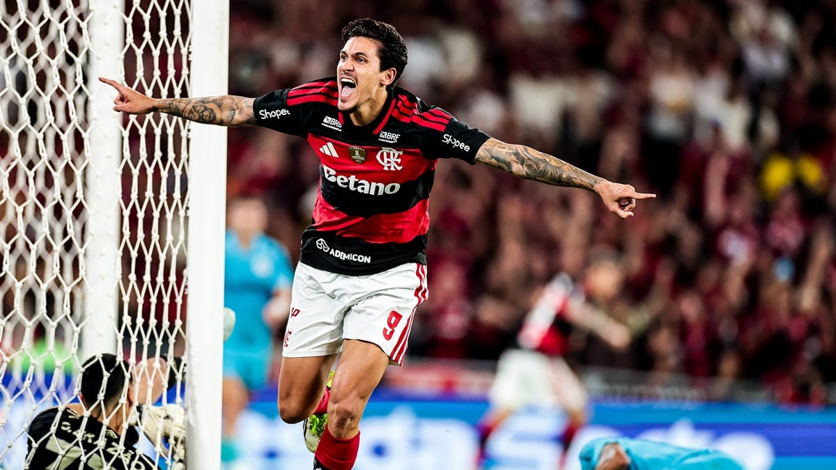 Flamengo vence Santos por 3 a 1 no Maracanã pela 10ª rodada do Brasileirão