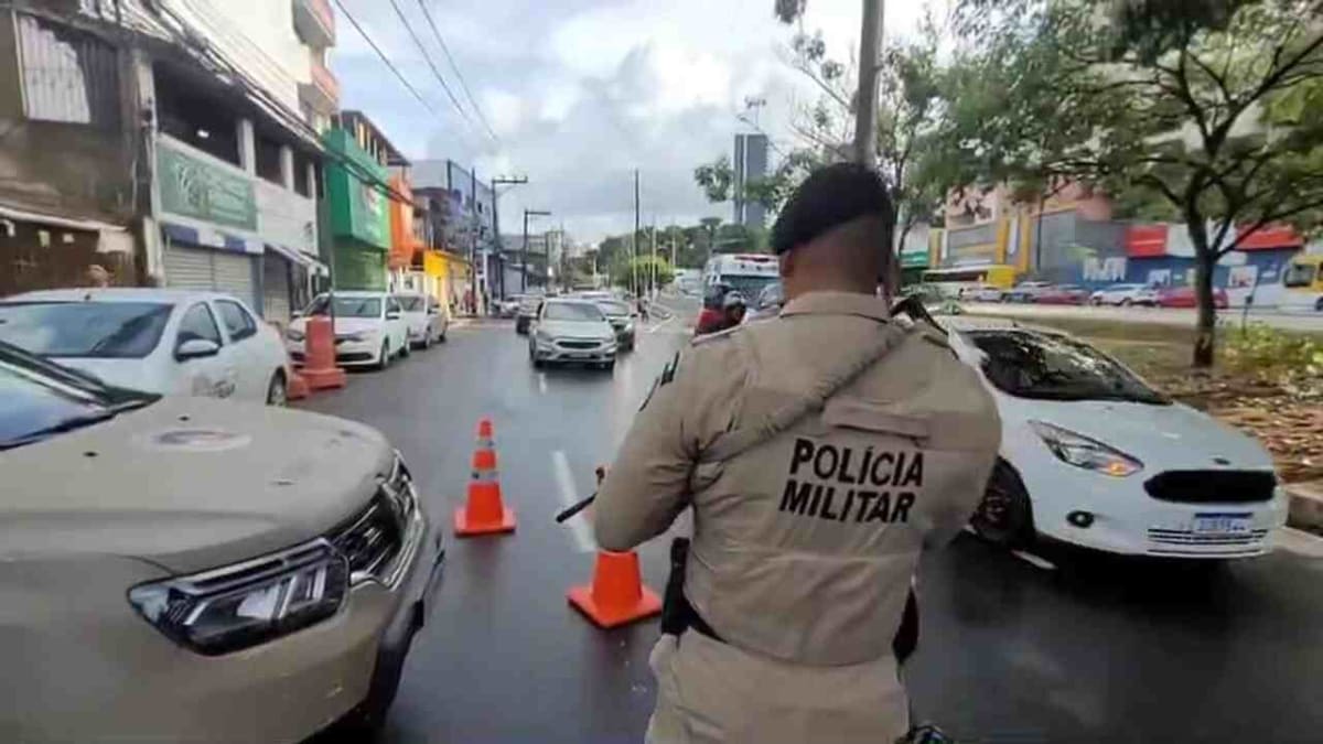 Policial militar é baleado em tentativa de homicídio no Alto da Terezinha, Salvador