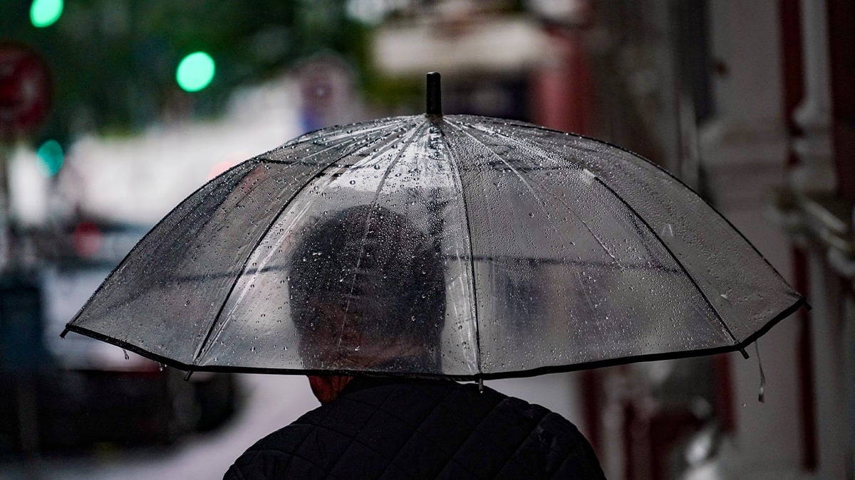 Santa Catarina enfrenta semana de temporais e queda de temperatura com ciclone e frente fria