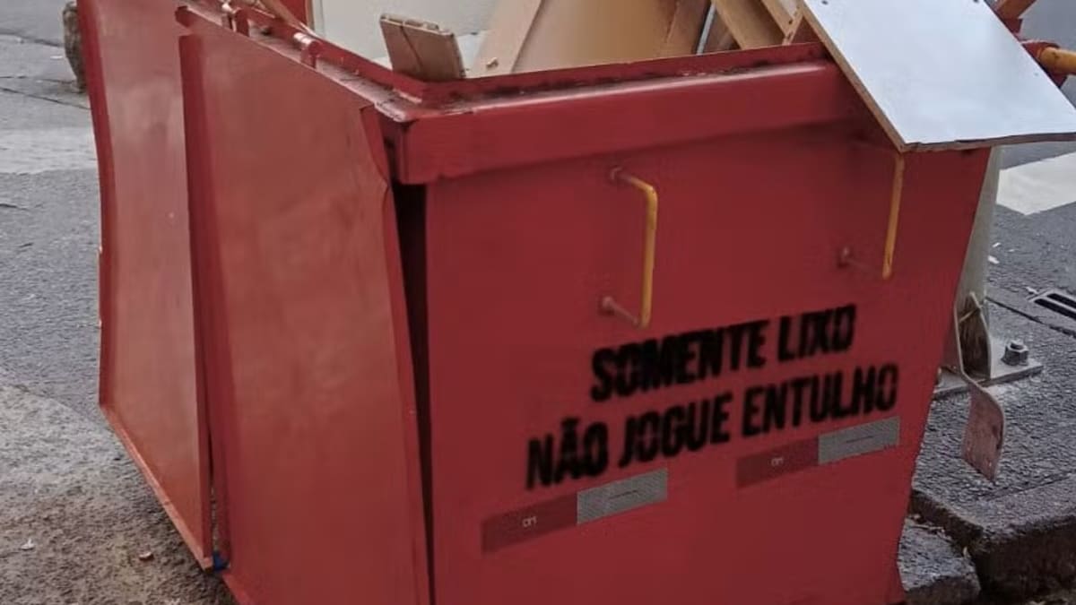 Contêineres 'laranjões' da Comlurb enfrentam críticas e problemas no Rio de Janeiro