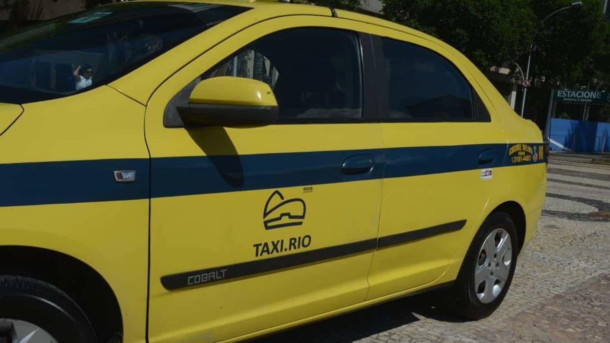 Projeto na Câmara do Rio propõe funcionalidade exclusiva para mulheres no aplicativo Táxi Rio