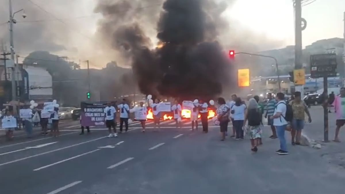 Protesto bloqueia Avenida Mário Gurgel em Cariacica por justiça a Thaís Ellen, vítima de feminicídio
