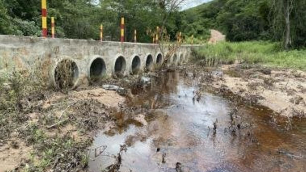 Governo da Bahia inicia construção de três passagens molhadas em Juazeiro