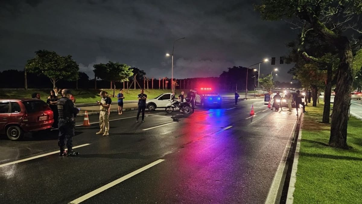 Deputado Fabrício Gandini apresenta projeto para coibir captação irregular de passageiros no ES