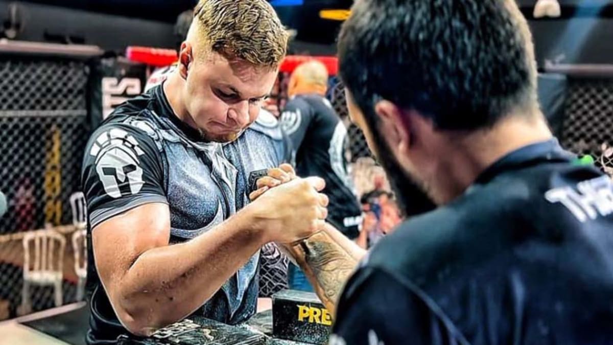 Jaraguá do Sul recebe 1º Desafio Jaraguaense de Luta de Braço na Vila Gastronômica