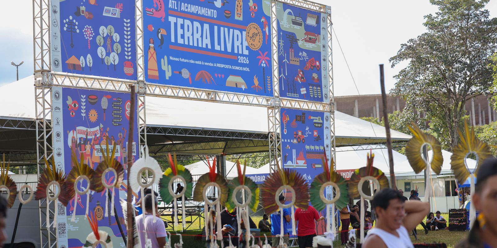 Marcha indígena pressiona por demarcação de terras