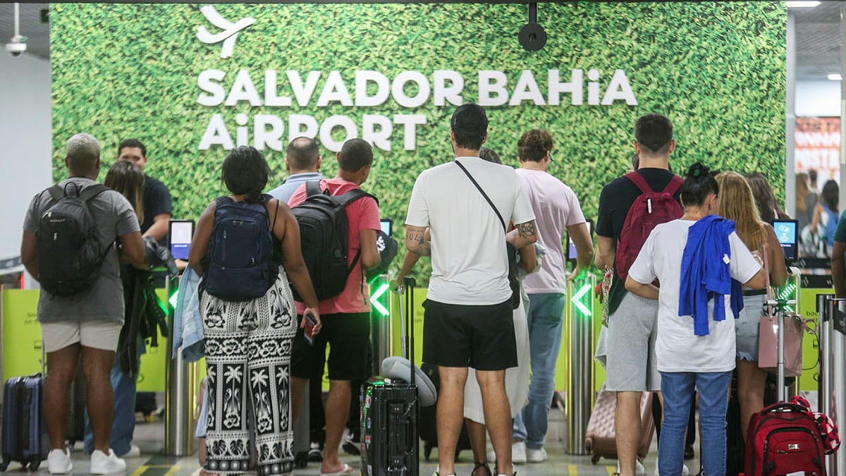 Governo isenta PIS/Cofins sobre querosene de aviação para aliviar setor aéreo