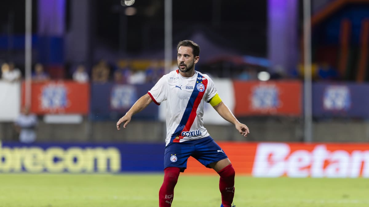 Éverton Ribeiro critica arbitragem após derrota do Bahia para Palmeiras