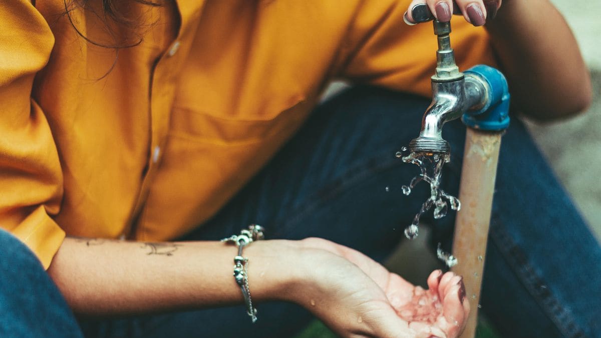 Entenda o que é perda de água e a importância de sua redução