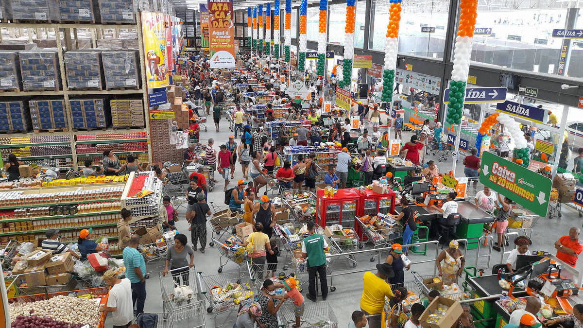 Atacarejos faturam R$ 218 bilhões em 2025 e impulsionam varejo na Bahia