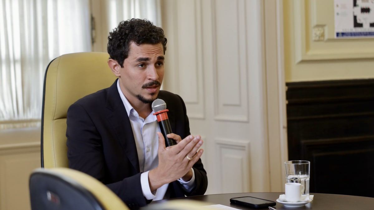 Tribunal de Justiça do Rio mantém vereador Salvino Oliveira em liberdade e revoga medidas cautelares