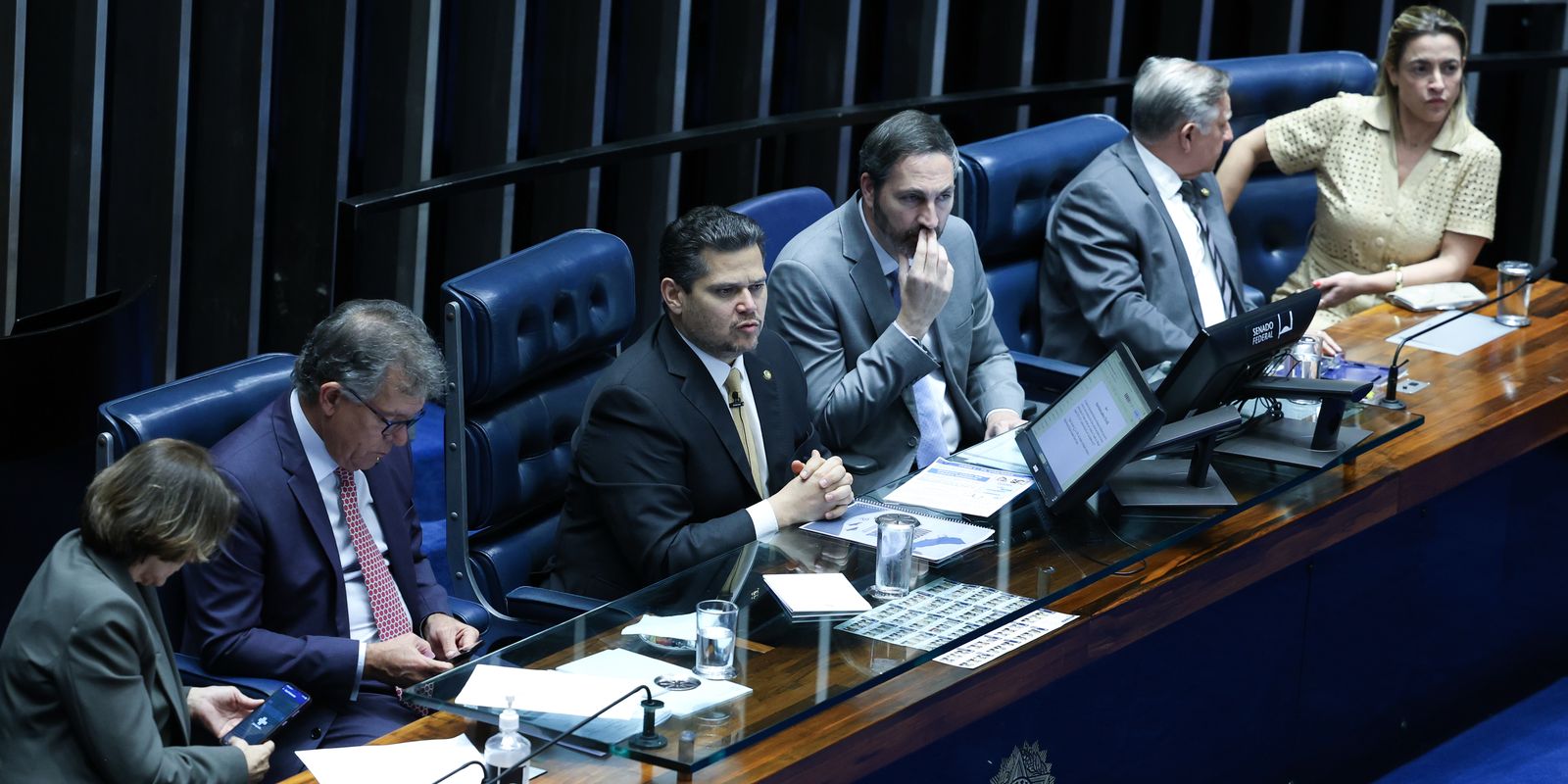 Senado aprova estágio como experiência profissional