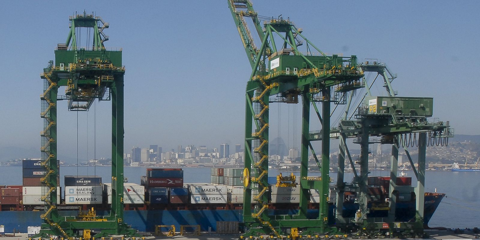 Exportações brasileiras caem no Oriente Médio com guerra em março