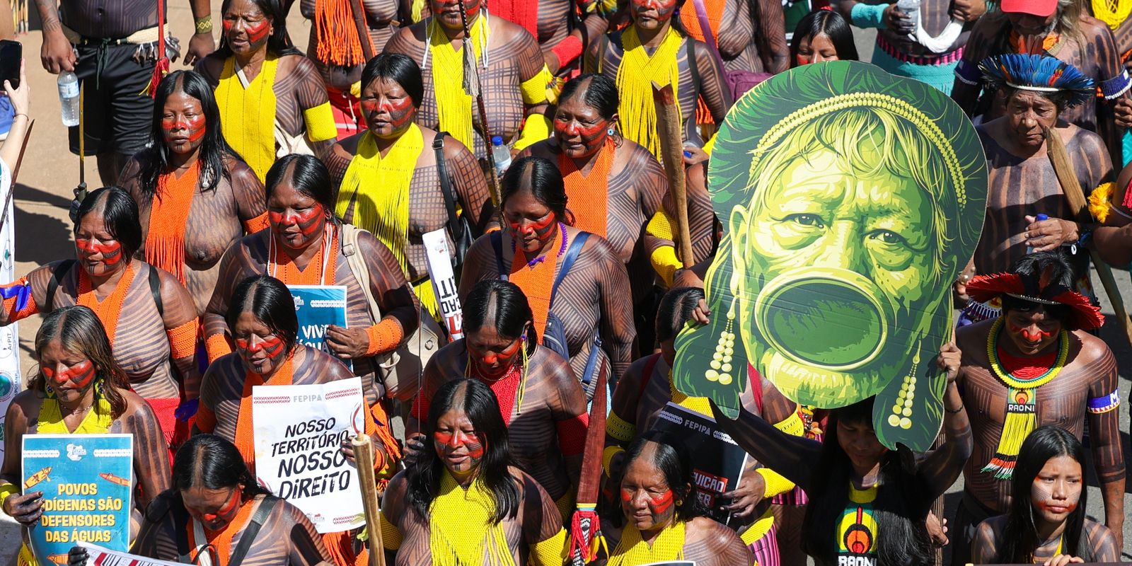 Indígenas denunciam Congresso por negociar direitos como moeda de troca