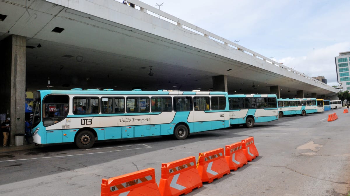 TJ-GO suspende efeitos de editais para outorga de linhas de transporte intermunicipal