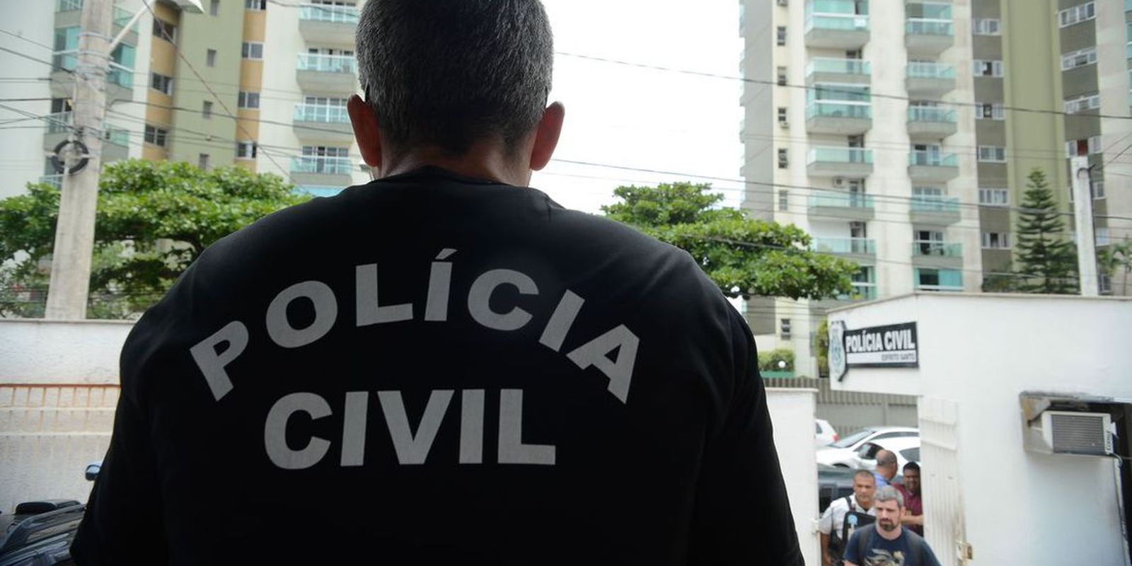 Prisão de médico e enfermeira por venda de medicamentos proibidos no Rio