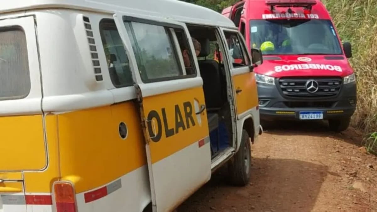 Criança de cinco anos fica ferida após cair de Kombi escolar em Quilombo