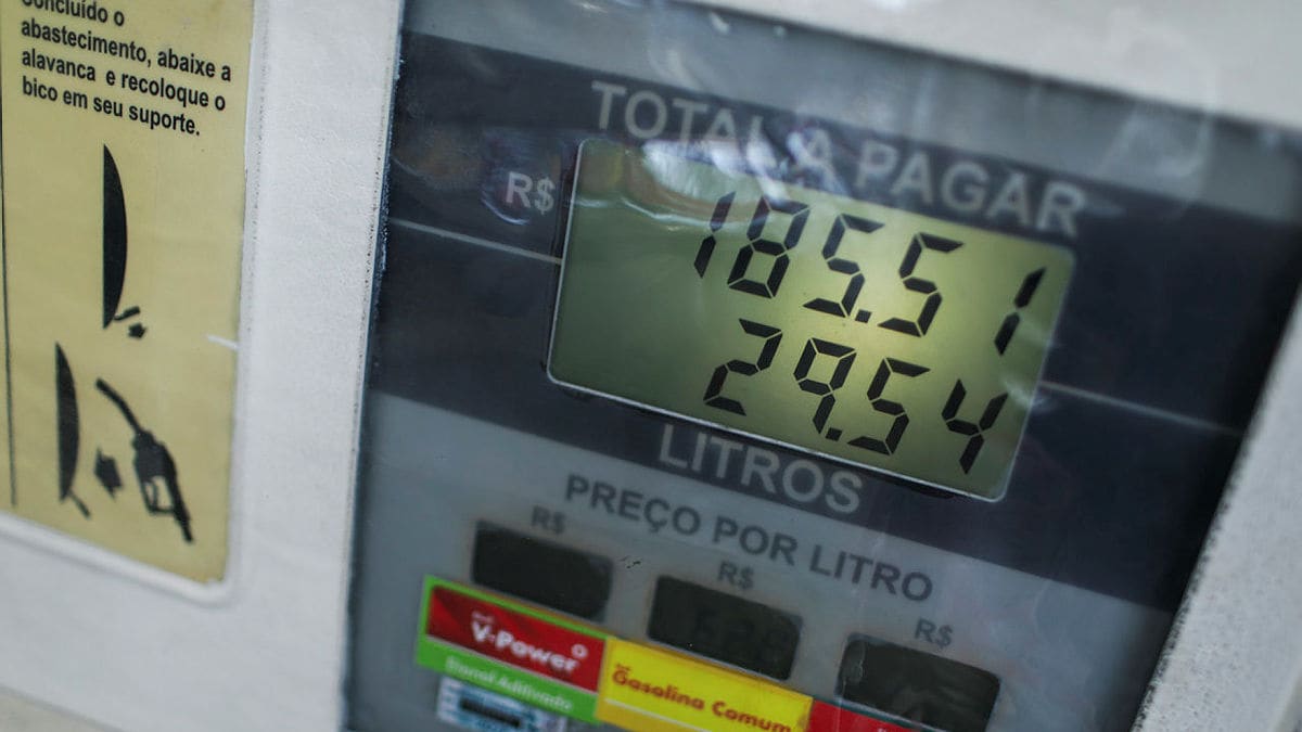 Conflitos no Oriente Médio elevam preços dos combustíveis na Bahia e no Brasil