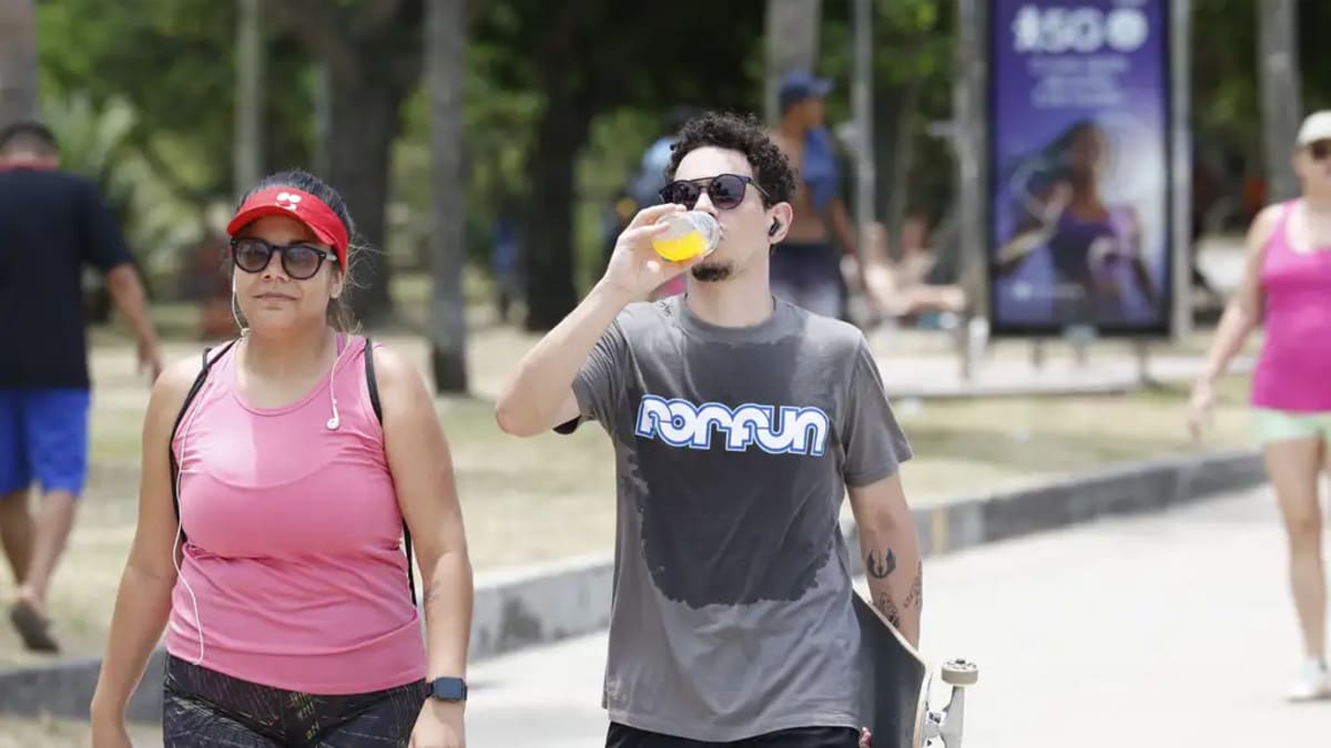Rio de Janeiro entra em Calor 2 com previsão de até 37°C e possibilidade de chuva
