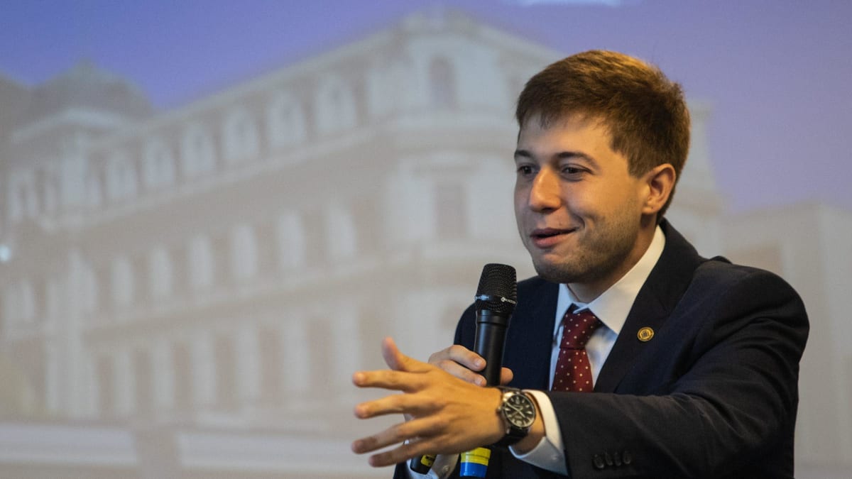 Inscrições abertas para segunda turma do Lidera Rio, programa de formação política para jovens