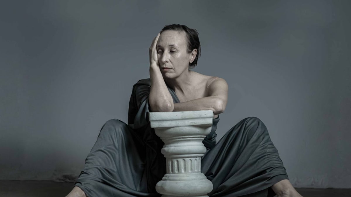 Peça 'A mulher estátua' estreia no Espaço Cultural Municipal Sérgio Porto