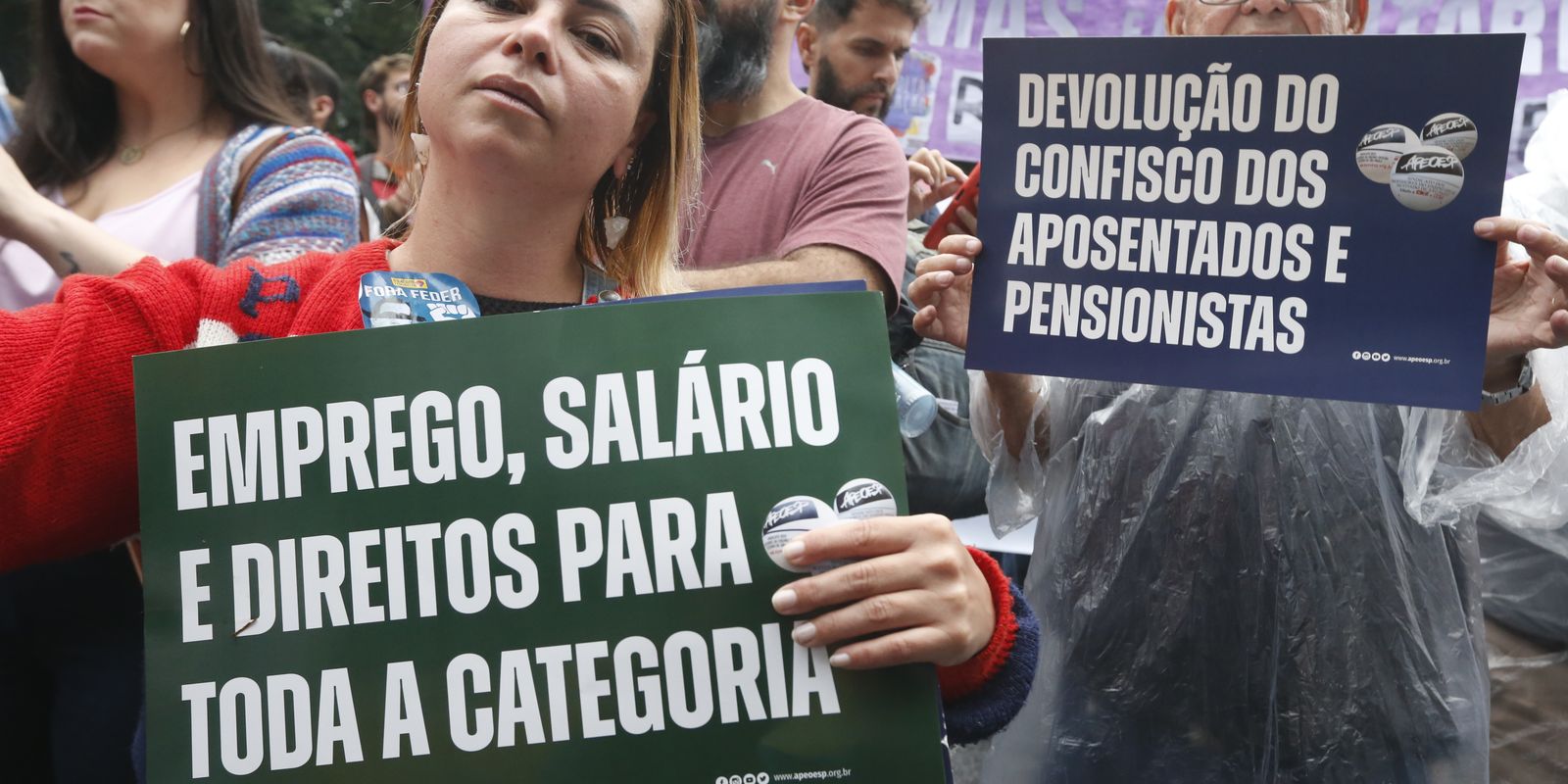 Professores de São Paulo fazem paralisação por reajuste salarial