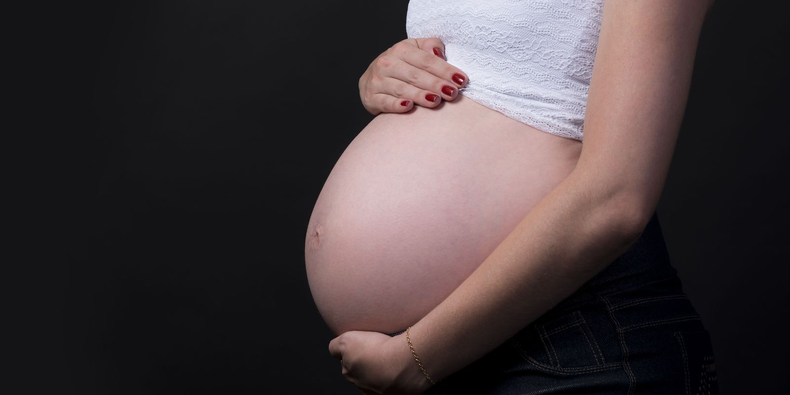 Lei regulamenta profissão de doula no Brasil