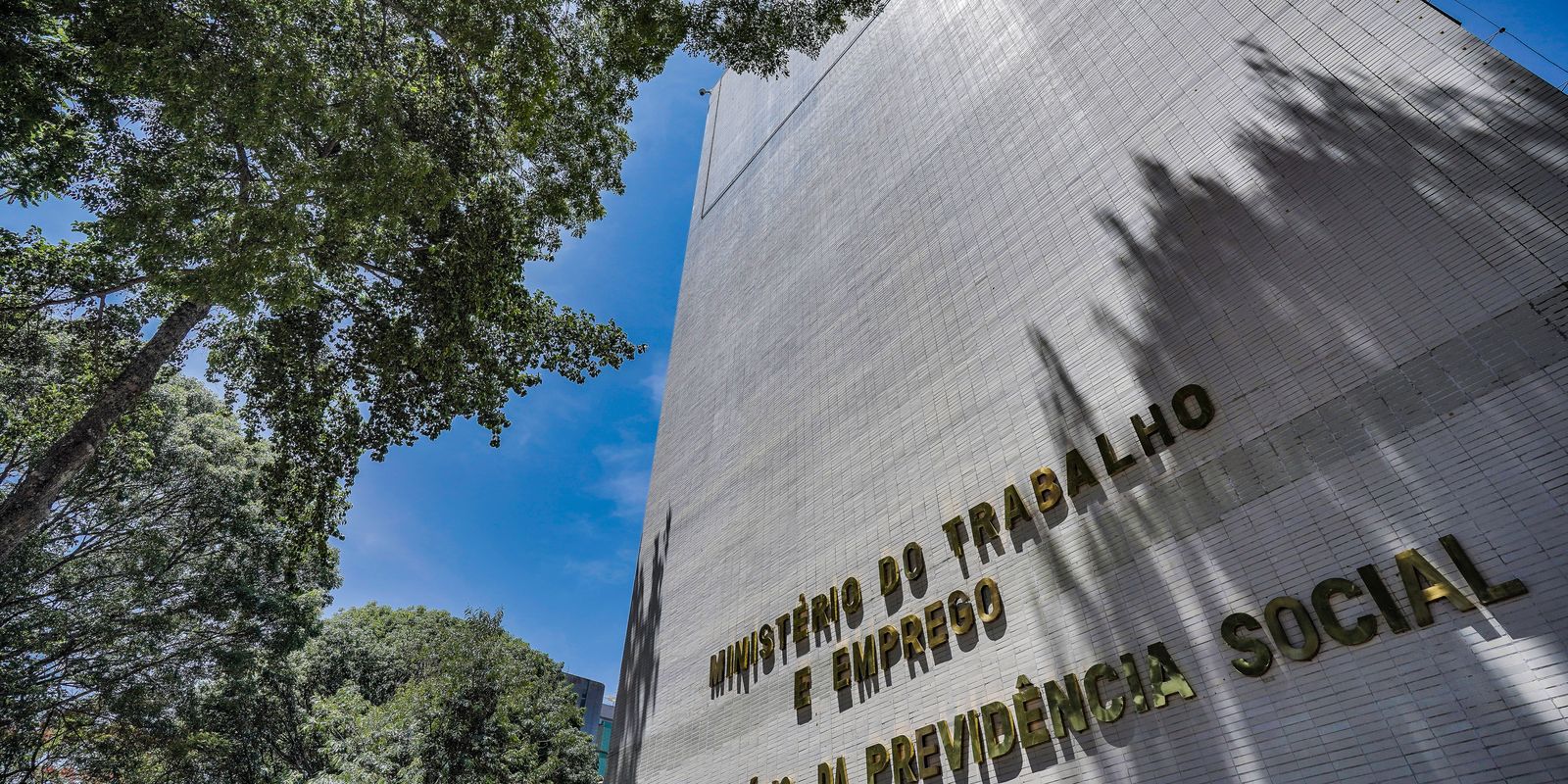 INSS oficializa perícia médica remota com atendimento presencial