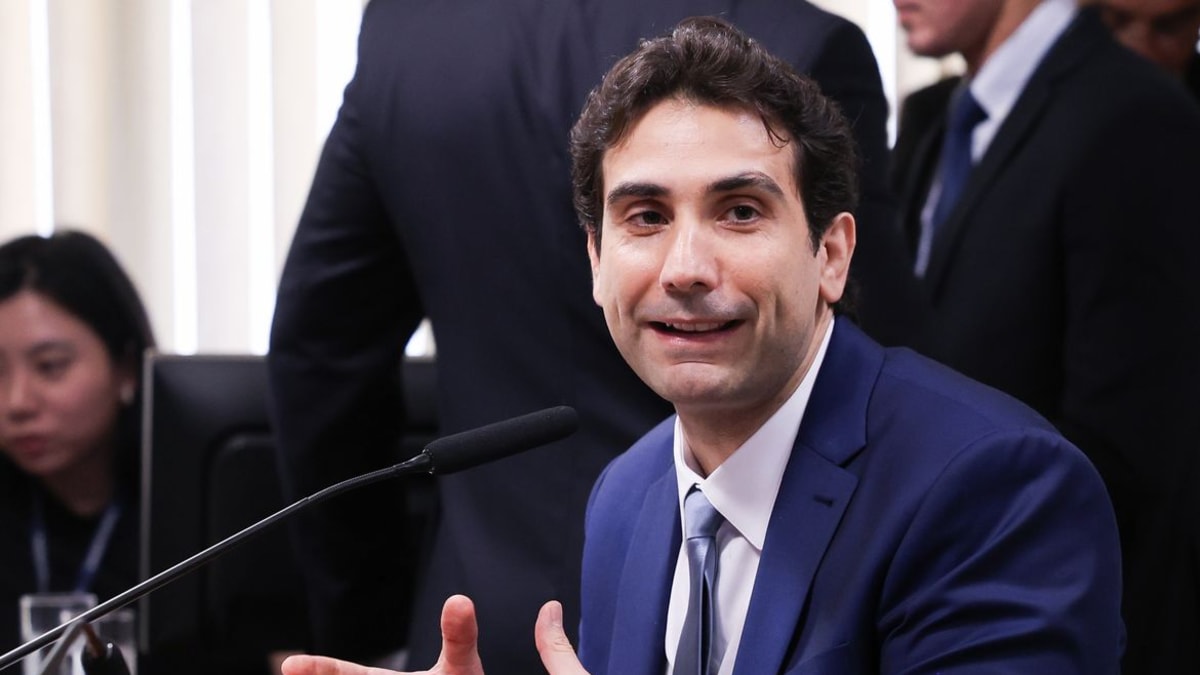 Presidente do Banco Central afirma que orientação era agir de forma técnica no caso do Banco Master