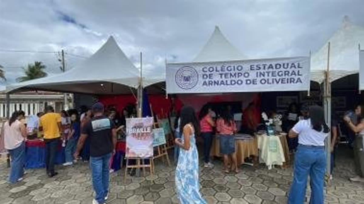 Quarta edição da Feira Literária de Caém reúne estudantes e atividades culturais